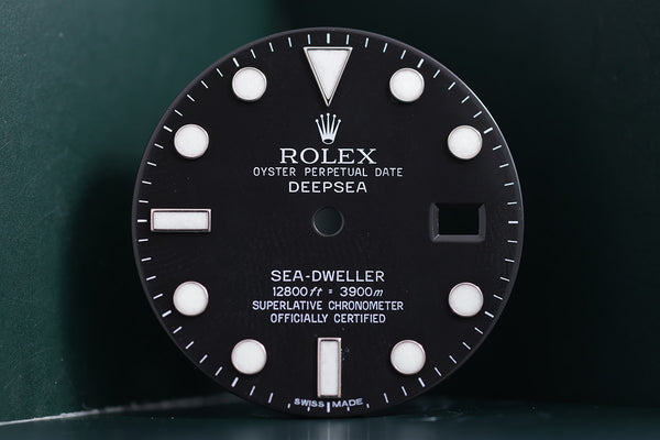 Load image into Gallery viewer, Rolex Deep Sea Maxi Marker Dial Chromalight model 116660 FCD17269
