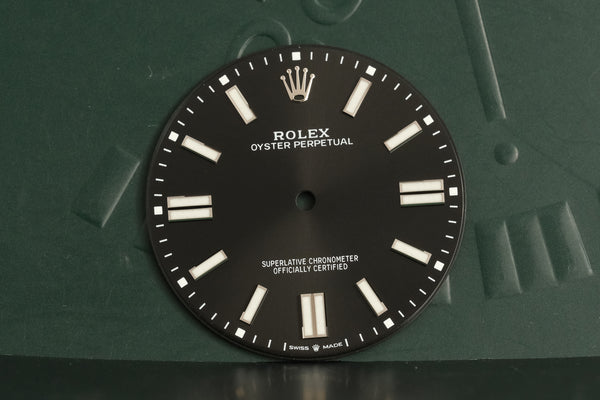 Load image into Gallery viewer, Rolex Black Oyster Perpetual Dial for model 124300 FCD19937
