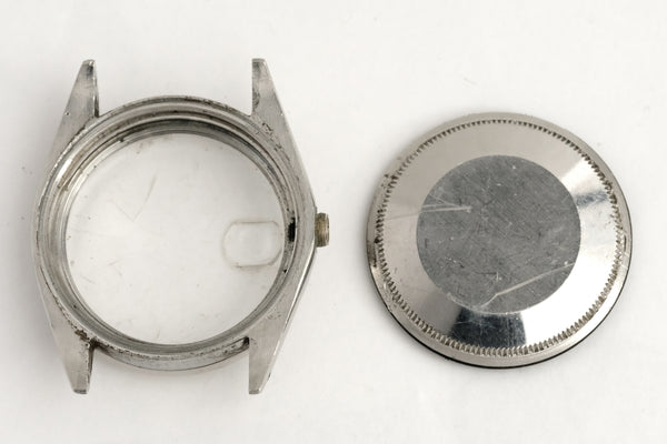 Load image into Gallery viewer, Rolex 1501 Date Case with caseback and Engine turned Bezel circa 1969 FCD20306
