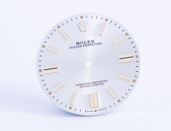 Load image into Gallery viewer, Rolex Silver Oyster Perpetual Dial for model 124300 FCD20952
