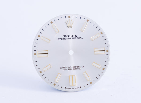 Load image into Gallery viewer, Rolex Silver Oyster Perpetual Dial for model 124300 FCD20955
