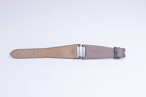 Load image into Gallery viewer, Patek Philippe 21mm Grey Strap FCD26316
