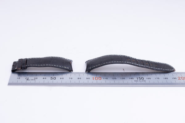 Load image into Gallery viewer, Audemars Piguet USED 20mm Black leather Strap FCD26587
