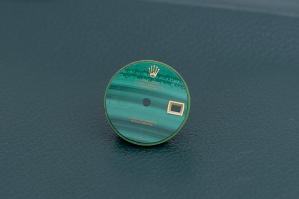 Load image into Gallery viewer, Rolex Ladies Malachite DAMAGED Dial for model 6917 - 69178 FCD26728
