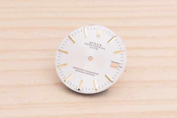 Load image into Gallery viewer, Rolex Silver Date dial for model 1501 Missing 1 Foot FCD27304
