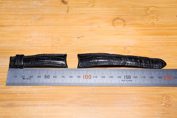 Load image into Gallery viewer, Audemars Piguet 20mm x 16mm  Black Strap FCD29111
