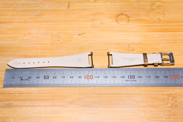 Load image into Gallery viewer, Patek Philippe Brown 21.3mm x 14.1mm Strap FCD29124
