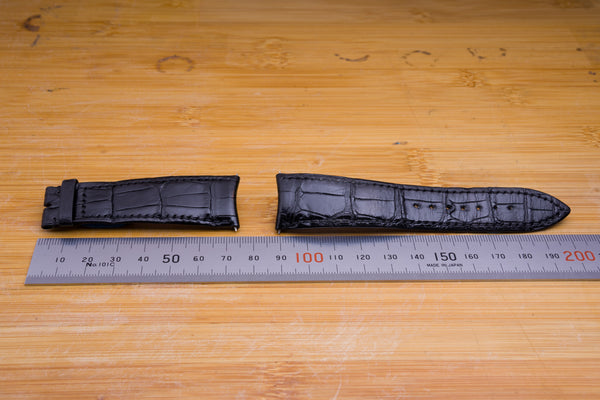 Load image into Gallery viewer, Audemars Piguet 21mm x 18mm  Black Strap FCD29130
