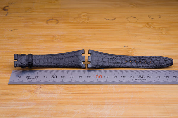 Load image into Gallery viewer, Audemars Piguet 23mm x 16mm  Black Strap FCD29135
