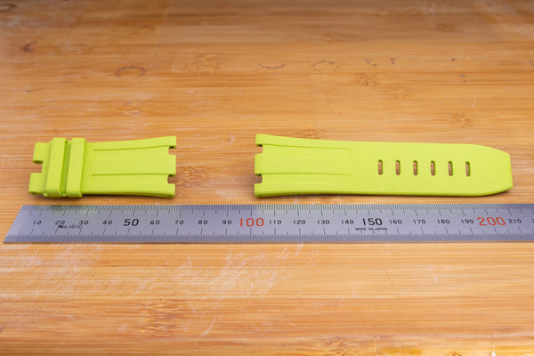 Load image into Gallery viewer, Audemars Piguet 30x26mm green strap FCD29233
