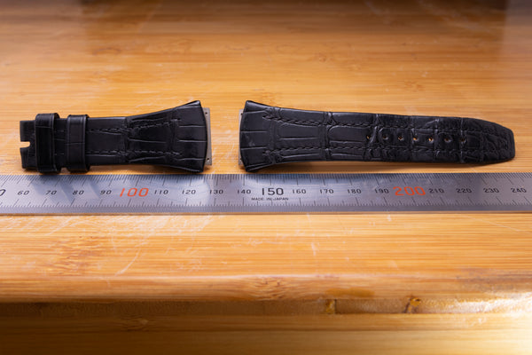 Load image into Gallery viewer, Audemars Piguet 27mm x 19mm black Strap FCD29344
