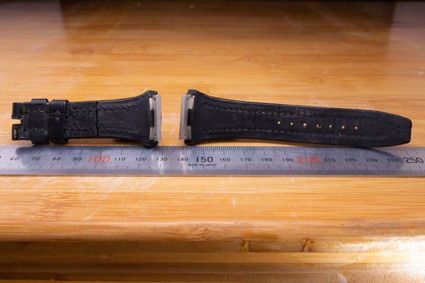 Load image into Gallery viewer, Audemars Piguet 27mm x 19mm black Strap FCD29344
