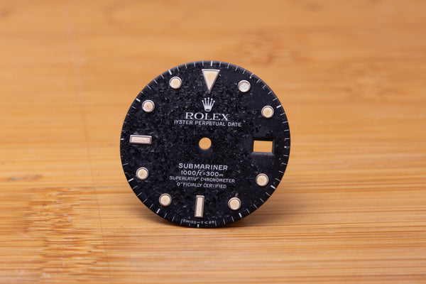 Load image into Gallery viewer, Rolex Submariner DAMAGED Black Dial for 16610 - 16800 - 168000 FCD29508
