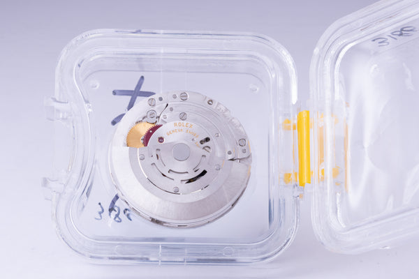Load image into Gallery viewer, Rolex Rare 3186 Movement for GMT or Explorer FCD30037
