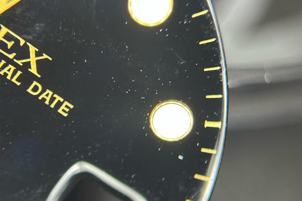 Load image into Gallery viewer, Rolex Submariner DAMAGED Black Swiss Made Dial for model 16613 - 16618 FCD30655
