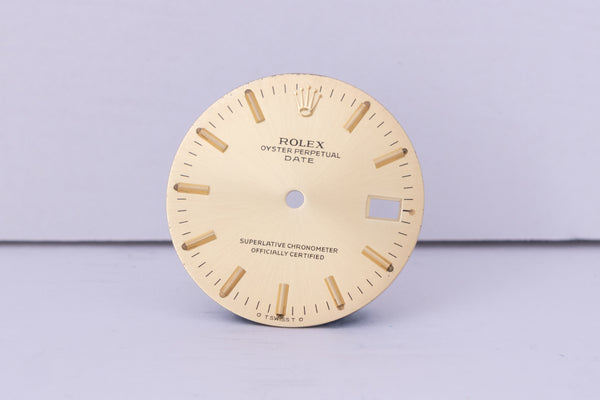 Load image into Gallery viewer, Rolex Date Champagne stick dial for model 1500 FCD30700
