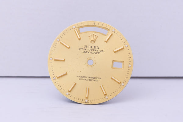 Load image into Gallery viewer, Rolex Day-Date Champagne DAMAGED Dial for 18038 - 18238 x2 FCD30720
