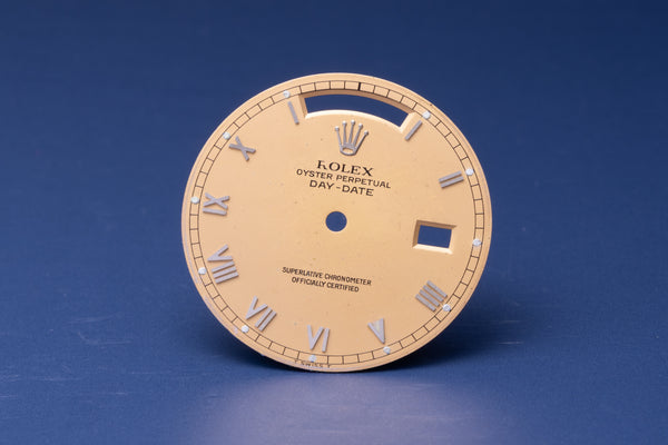 Load image into Gallery viewer, Rolex Day-Date Skinny Champagne Roman Dial for 18239B FCD30939
